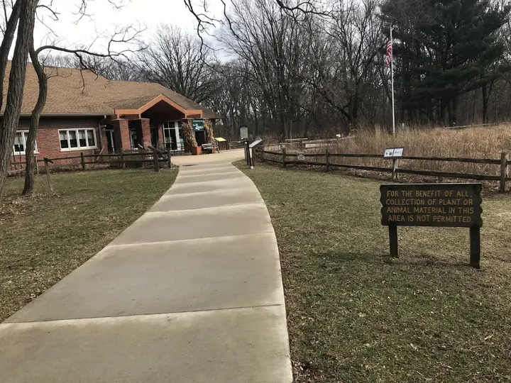 The path to the Sand Ridge Nature Center building.